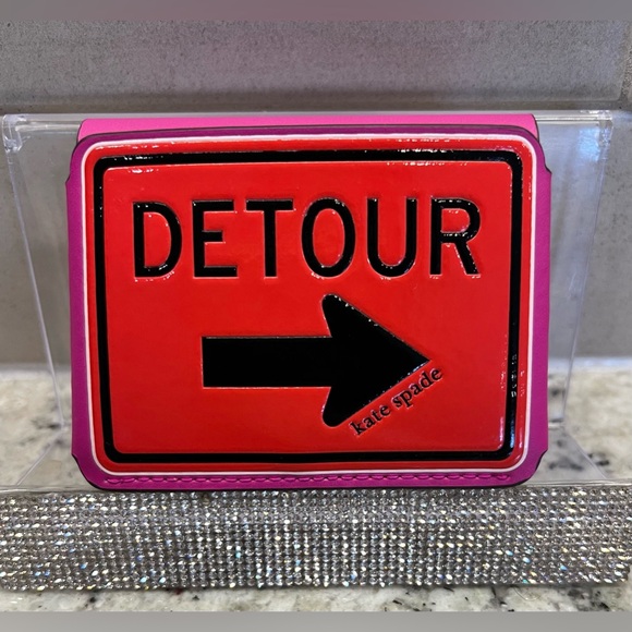 kate spade Handbags - NWT! Kate Spade Detour Card Case